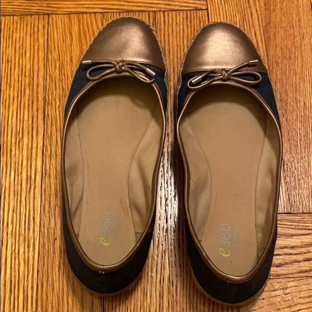 Women’s shoes